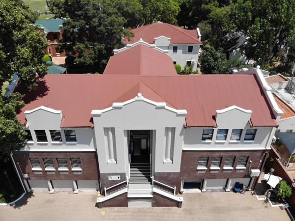 770  m² Commercial space