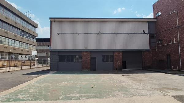 650  m² Industrial space