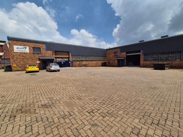 800  m² Industrial space