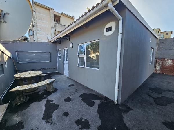 1 Bedroom Garden Cottage