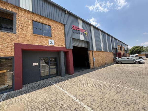 472  m² Industrial space
