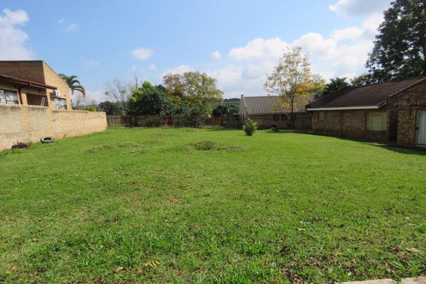 550 m² Land