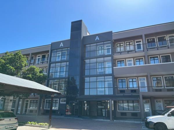 107  m² Commercial space