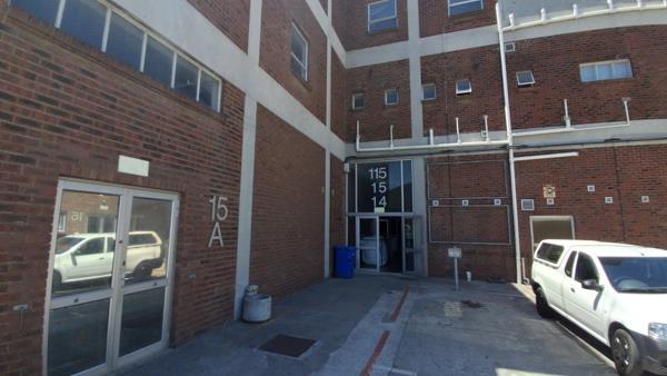 1 024  m² Commercial space