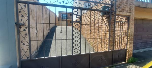 1 Bedroom House