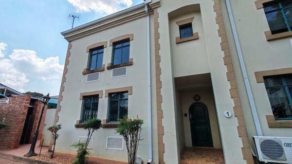 254 m² Office Space