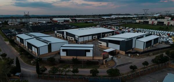 571 m² Industrial space