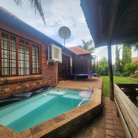 2 Bedroom Townhouse