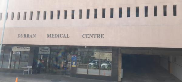 100  m² Commercial space