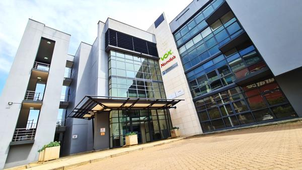 440 m² Office Space