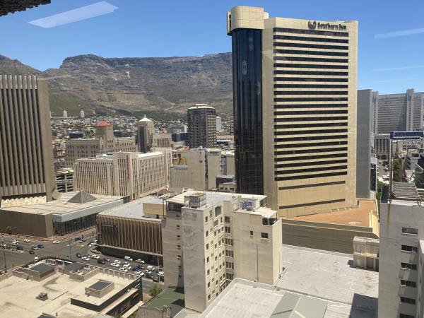 1 912 m² Commercial space