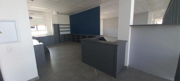 252  m² Retail Space