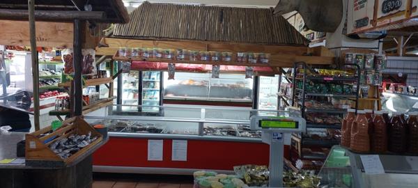 300  m² Commercial space