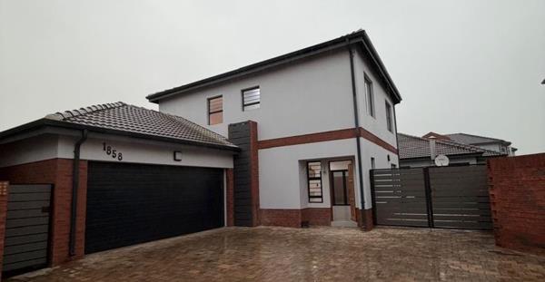 3 Bedroom Townhouse