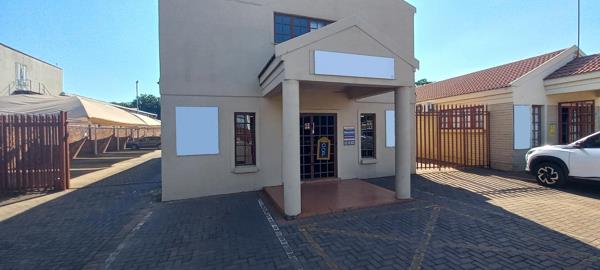 320  m² Commercial space