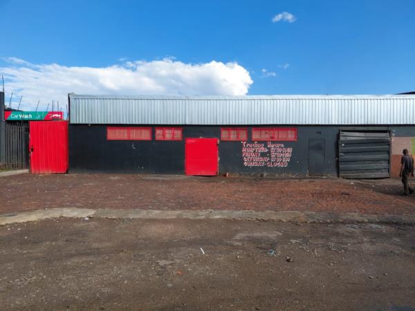 400  m² Commercial space