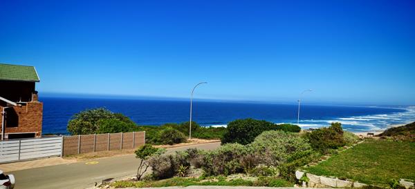 722 m² Land