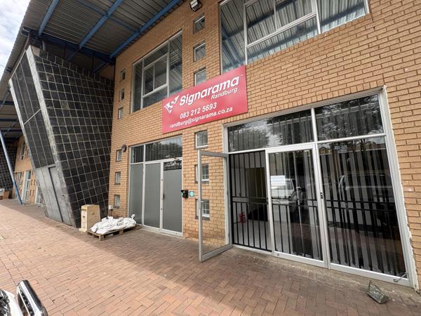 530  m² Industrial space