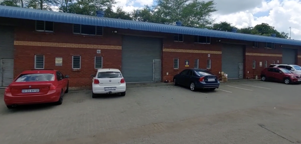 174  m² Industrial space