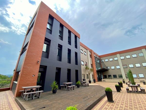 212 m² Office Space