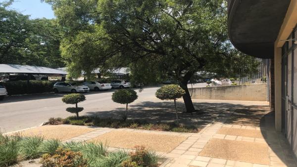 521  m² Commercial space