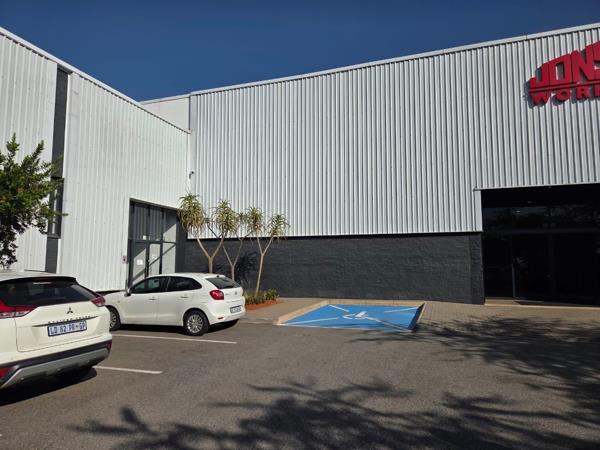 175  m² Commercial space