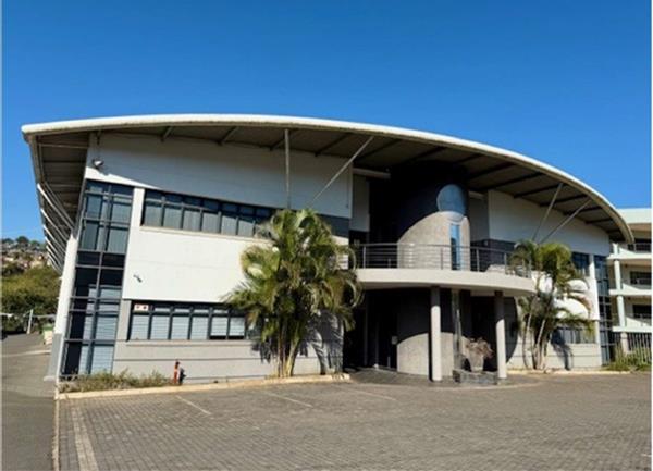 410  m² Commercial space