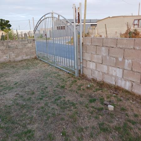 1 Bedroom House