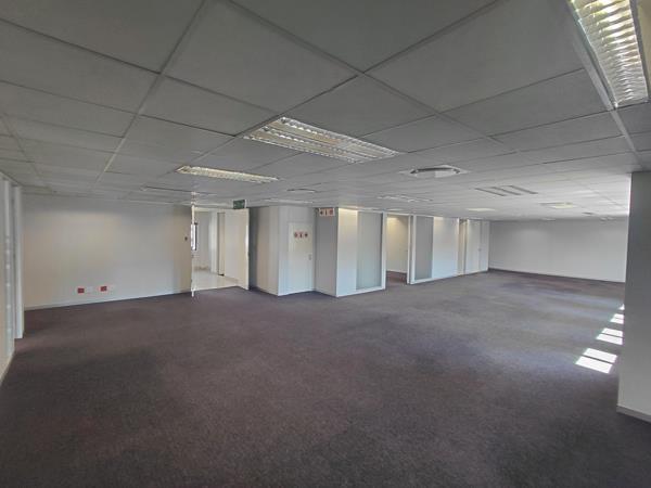370  m² Commercial space