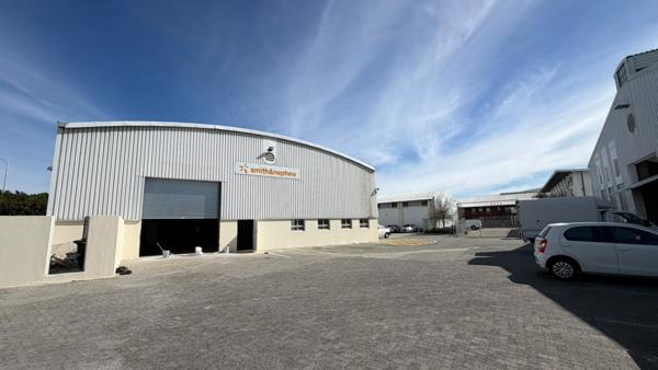 1 108 m² Industrial space