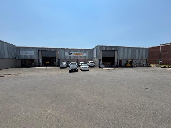 350 m² Industrial space