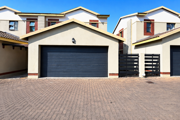 3 Bedroom Townhouse