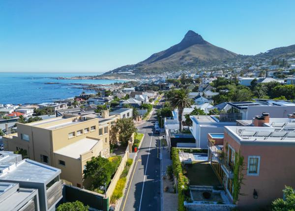 883 m² Land