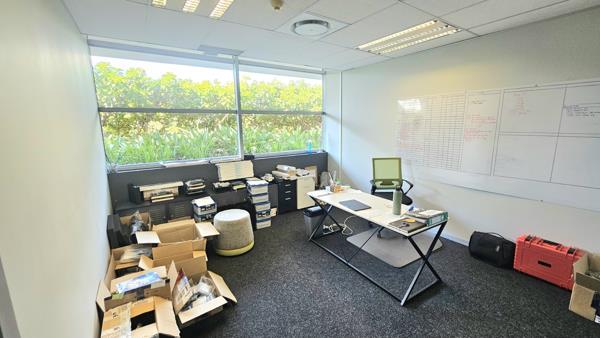 265  m² Office Space