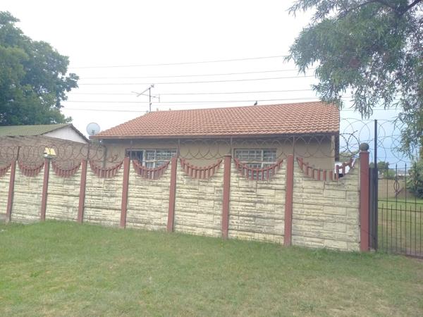2 Bedroom House