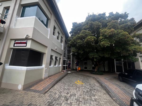 200 m² Office Space