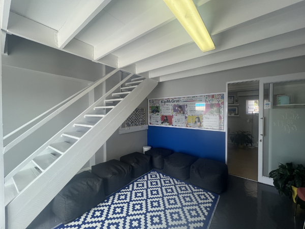 160 m² Commercial space