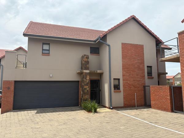 3 Bedroom Townhouse
