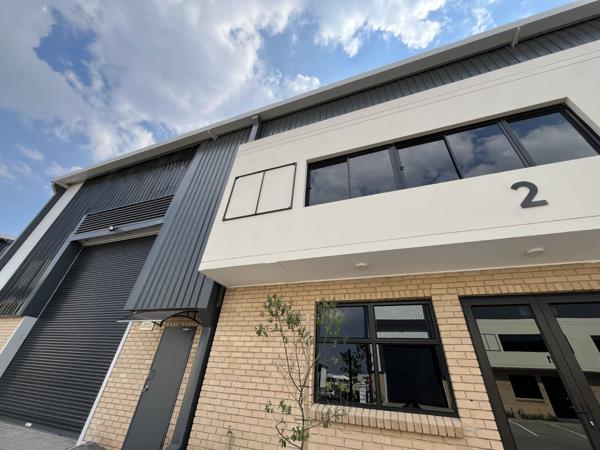 701  m² Industrial space