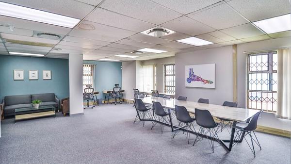 250 m² Office Space