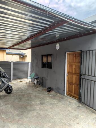 1 Bedroom Garden Cottage