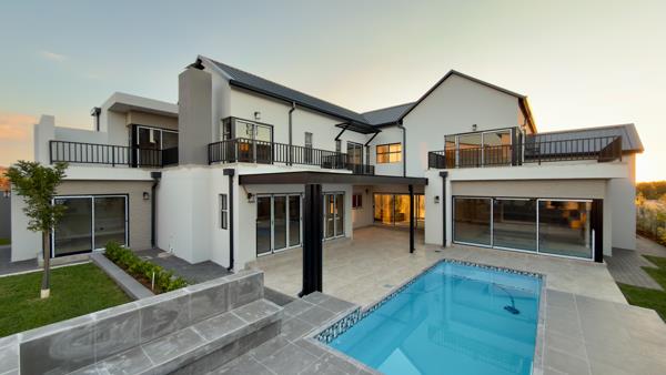 5 Bedroom House
