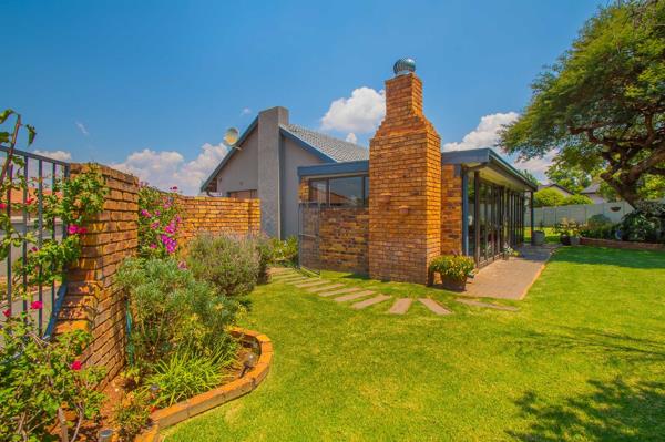6 Bedroom House