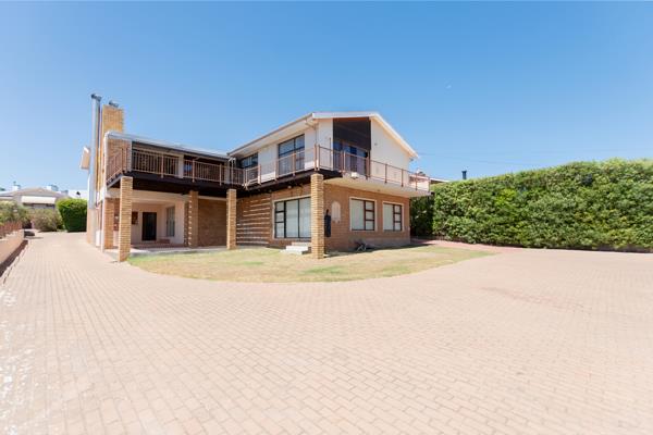 6 Bedroom House