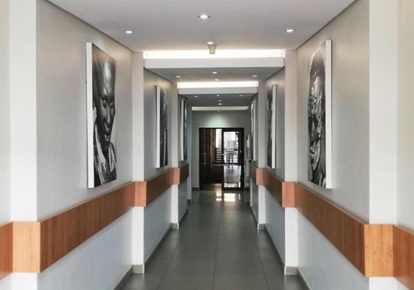 222  m² Commercial space