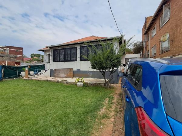 8 Bedroom House