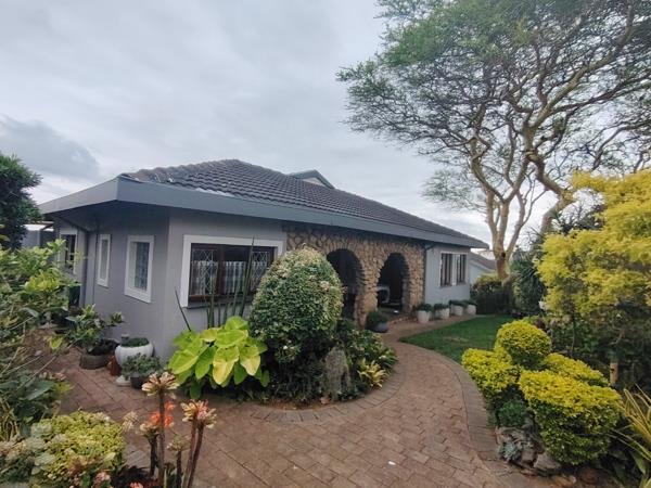 6 Bedroom House