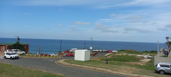 1 645 m² Land