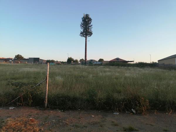 3 505 m² Land