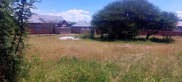 873 m² Land